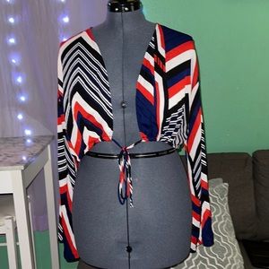 Long sleeve tie crop top